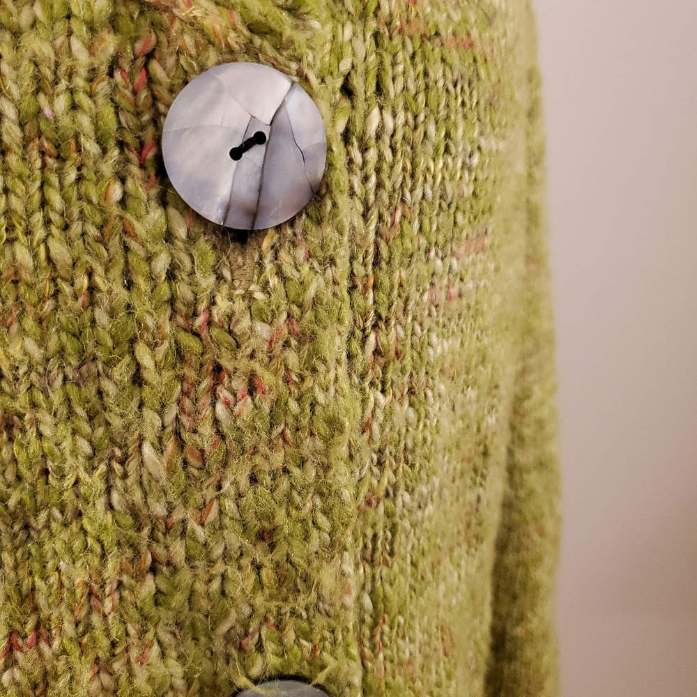 Wind River sweater - Picture 2 of 4